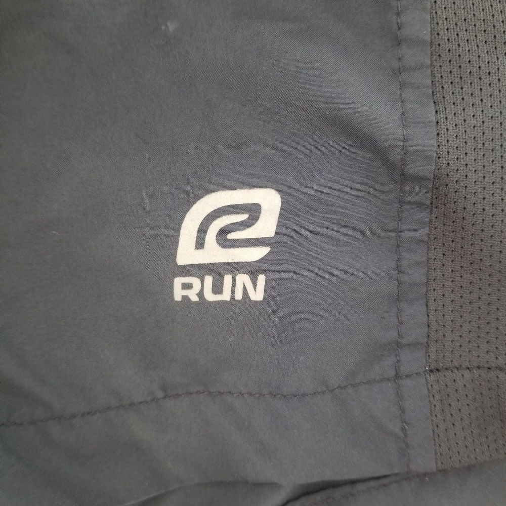 Running shorts - Picture 3 of 4